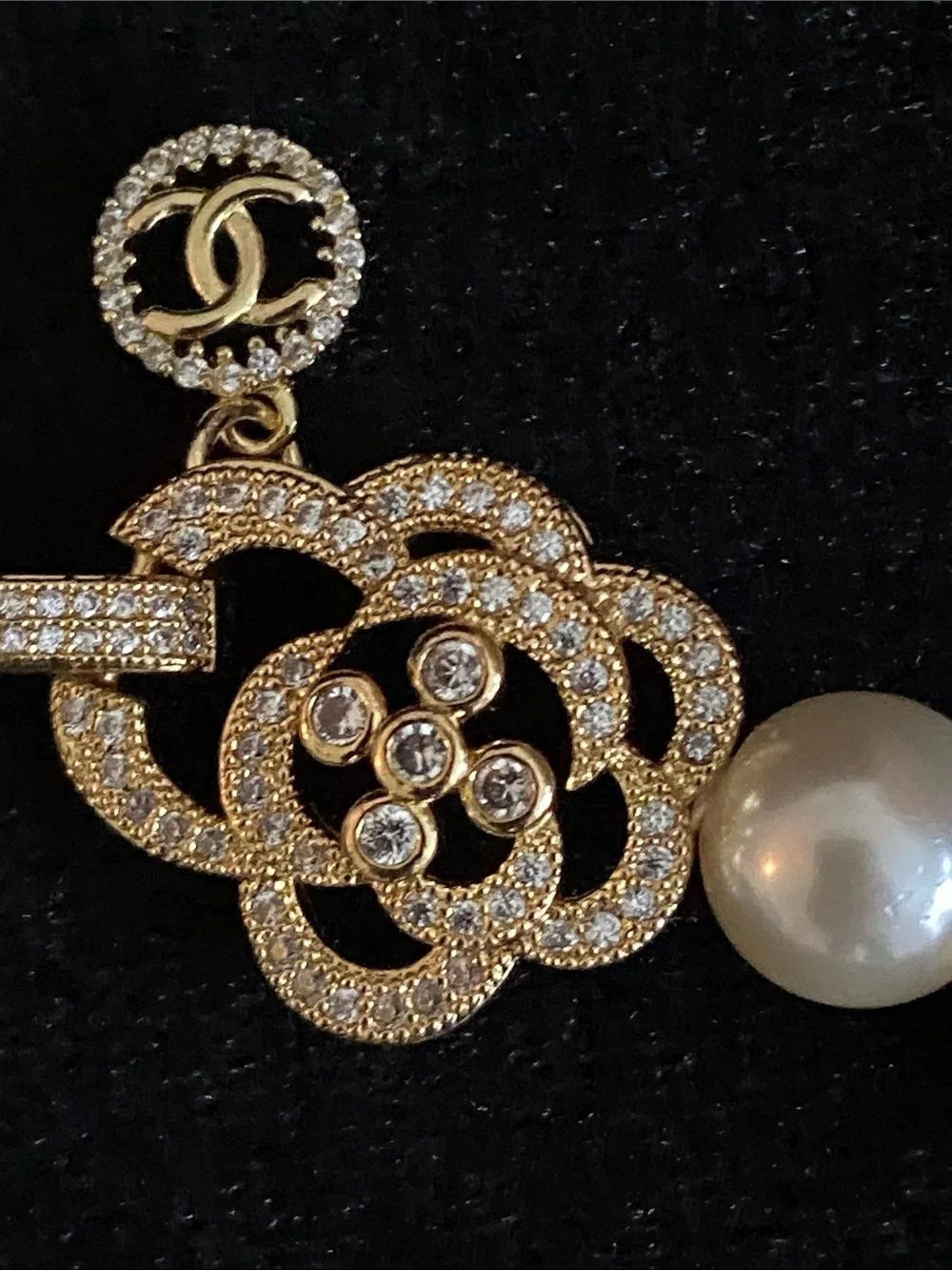 Vintage Ivory Pearl Choker Necklace with Gold CC Pearl Pendant